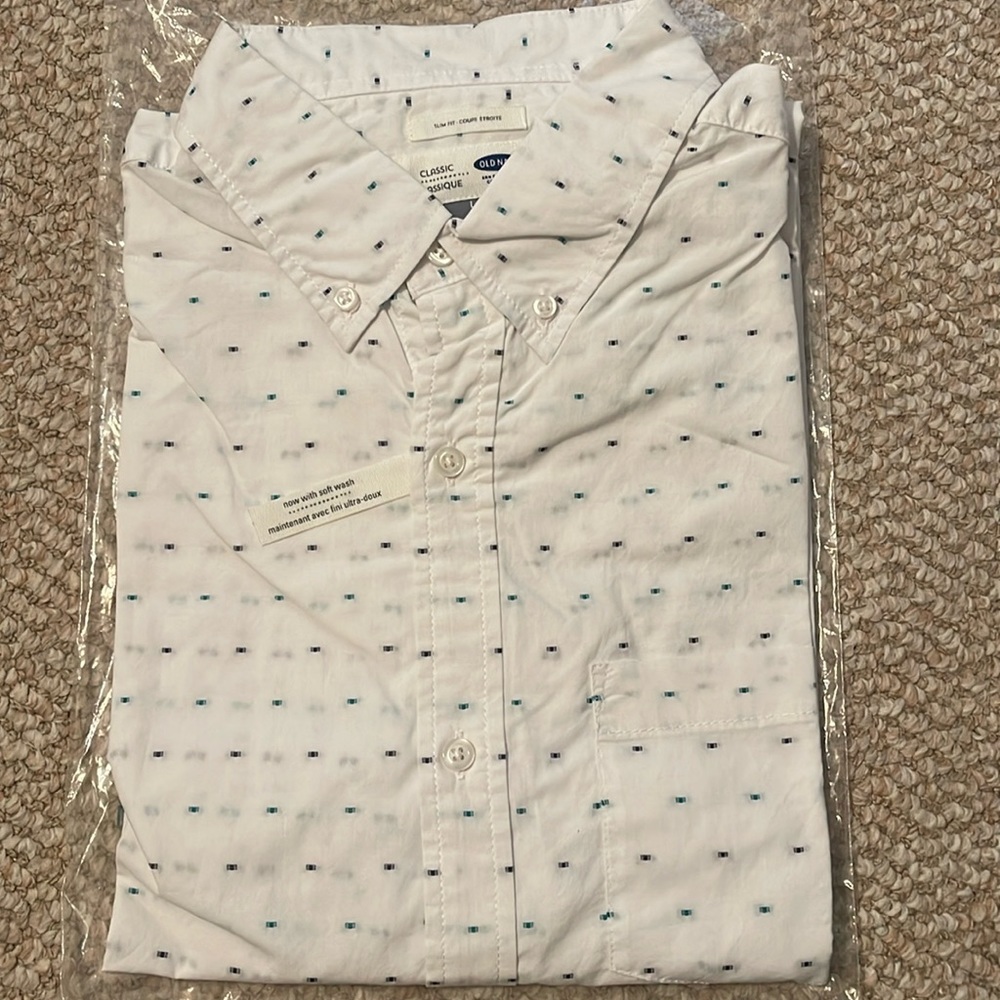 Brand New Old Navy Button Down Slim Fit Pattern - Large Tall